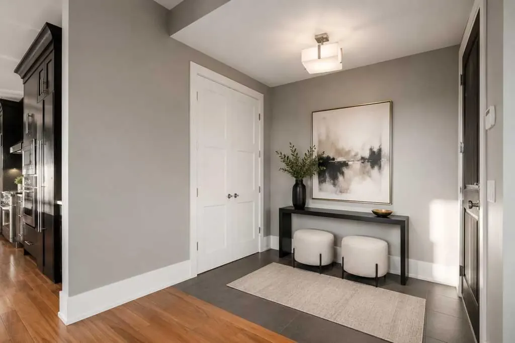16 Spring Valley Way SW Calgary AB T3H 5M1