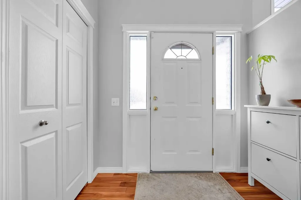 12212 Canfield Road SW Calgary AB t2w1j9