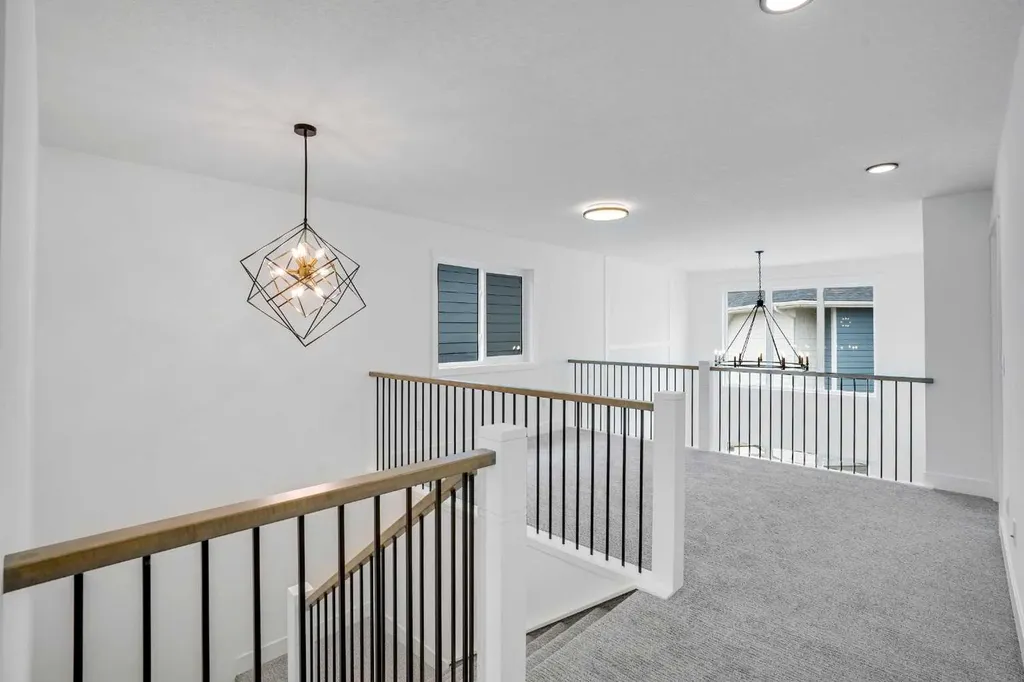 27 Heritage Close Cochrane AB T4C 3G8