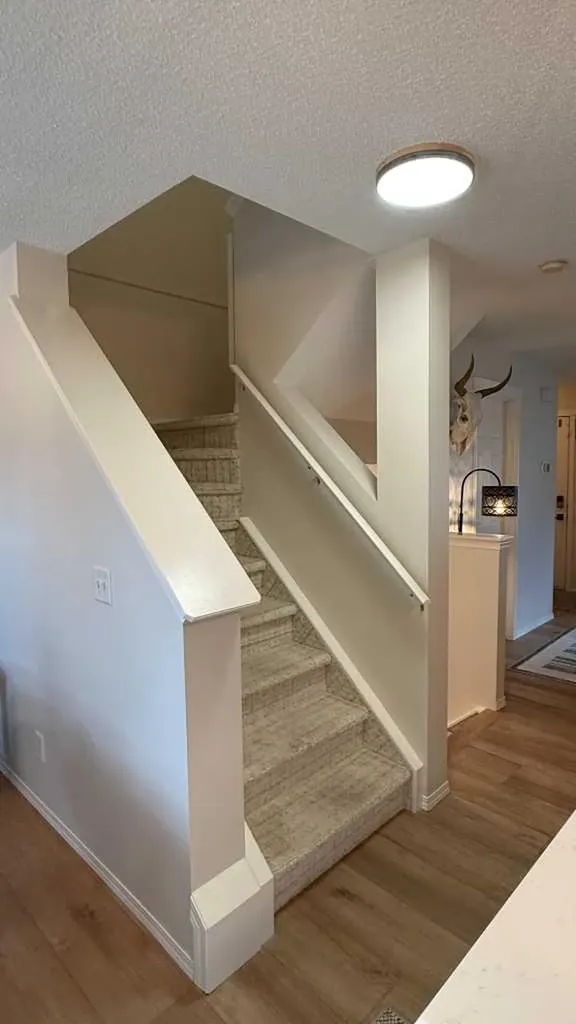 102 Panatella Park NW Calgary AB T3K 6K4