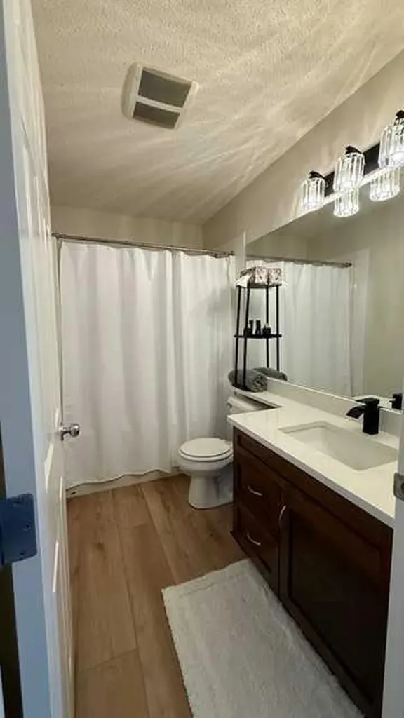 102 Panatella Park NW Calgary AB T3K 6K4