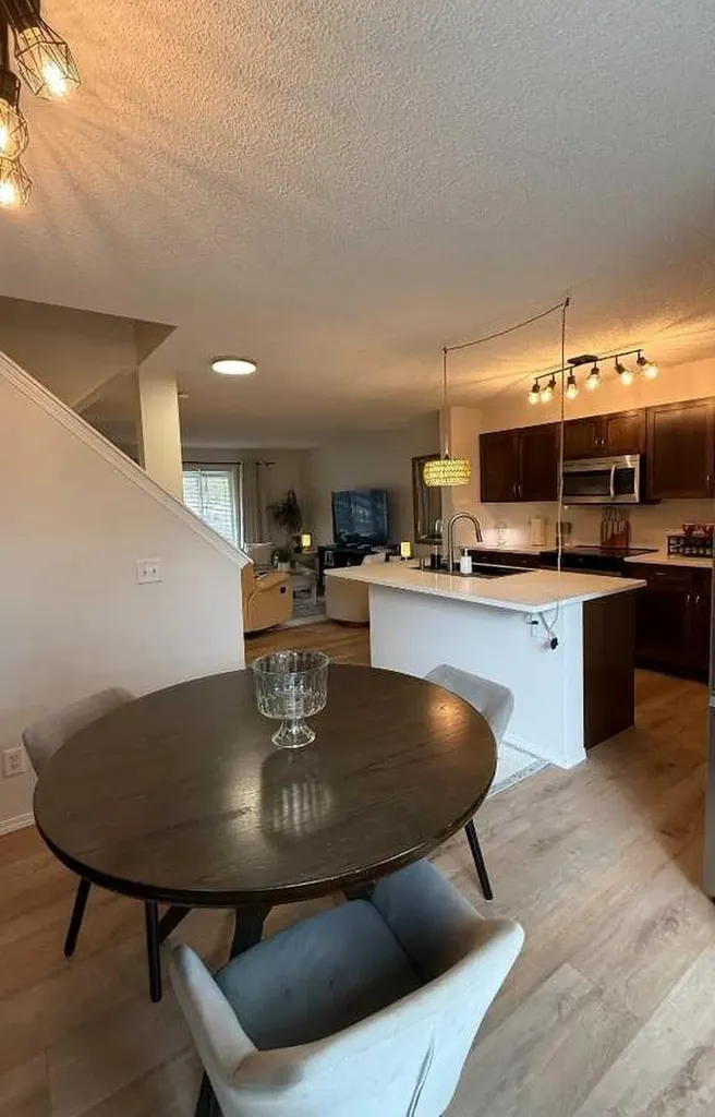 102 Panatella Park NW Calgary AB T3K 6K4