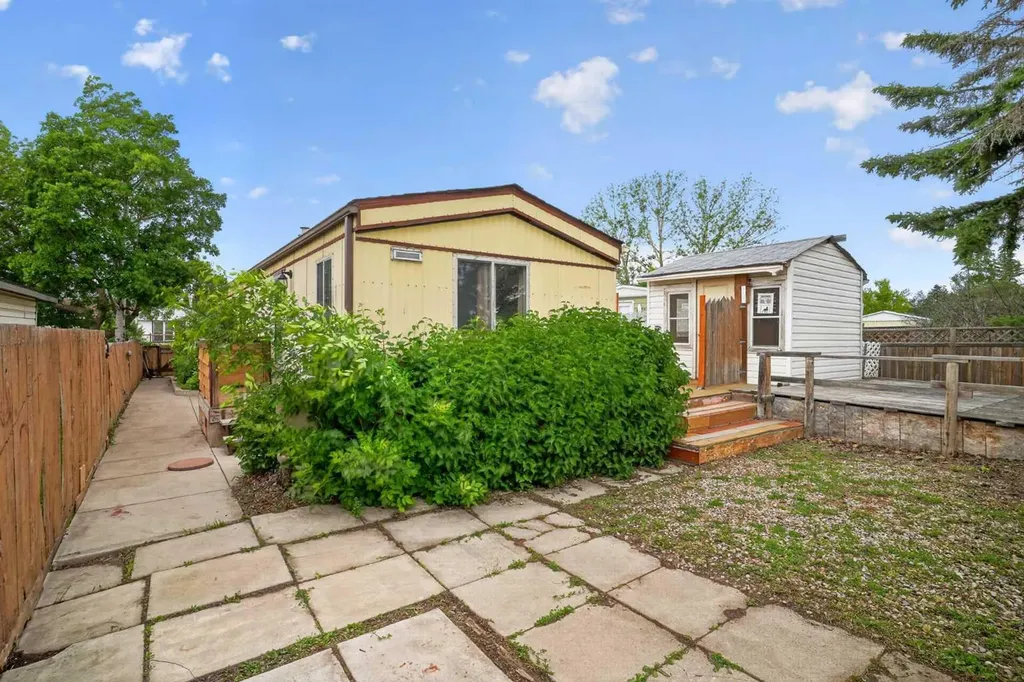 224 Huntwell Road NE Calgary AB T2K 5S9