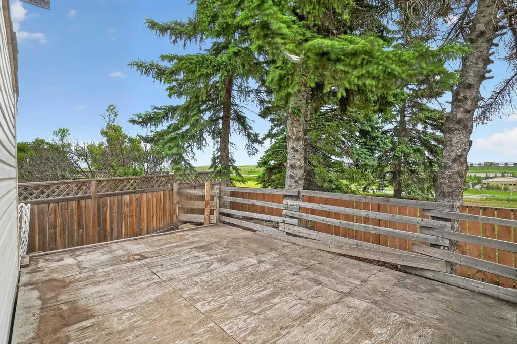 224 Huntwell Road NE Calgary AB T2K 5S9