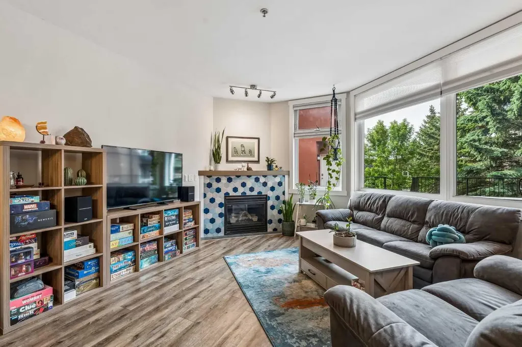 718 5 Street NE Calgary AB T2E 3W8