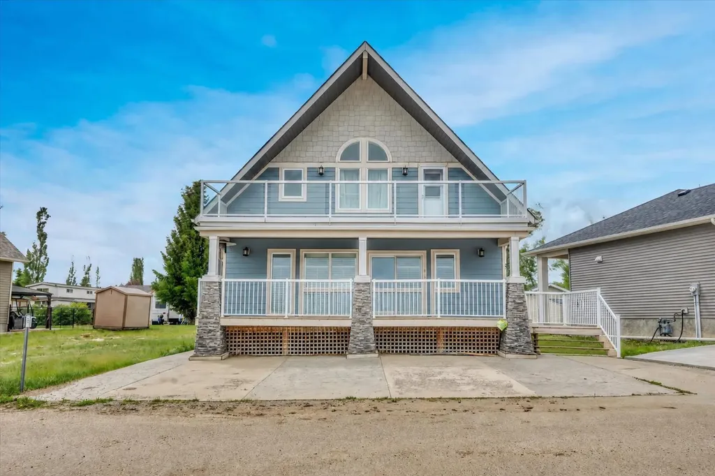 55 White Pelican Way Rural Vulcan County AB T0L2B0
