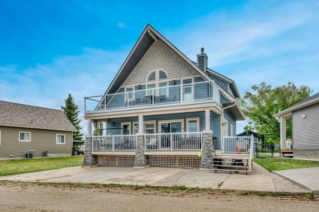 55 White Pelican Way Rural Vulcan County AB T0L2B0