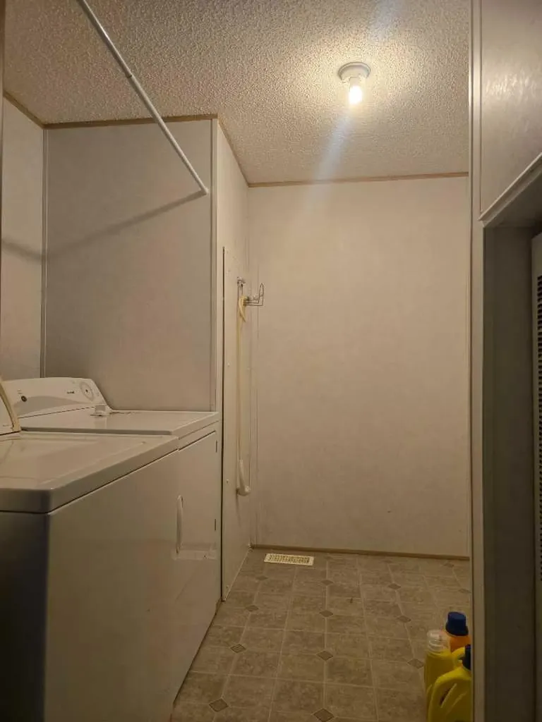 72133 Range Road 11 Debolt AB T0H 1B0