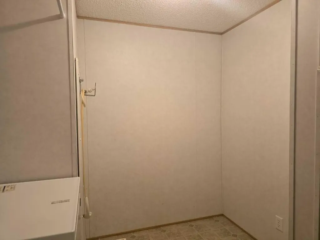 72133 Range Road 11 Debolt AB T0H 1B0