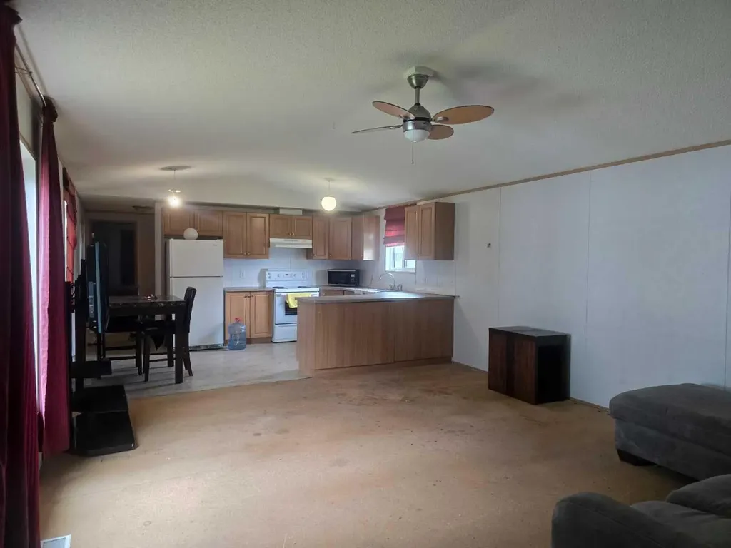 72133 Range Road 11 Debolt AB T0H 1B0