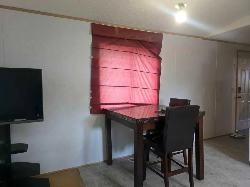 72133 Range Road 11 Debolt AB T0H 1B0
