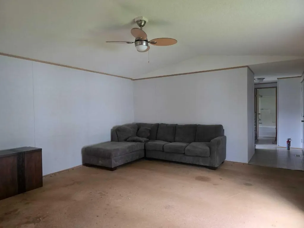 72133 Range Road 11 Debolt AB T0H 1B0