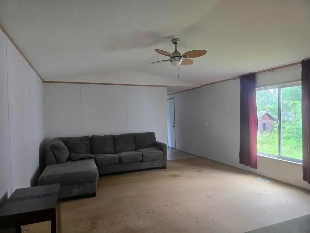 72133 Range Road 11 Debolt AB T0H 1B0