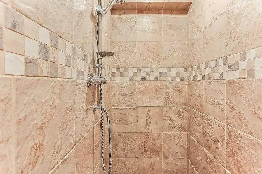 4604 Brisebois Drive NW Calgary AB T2L2G4
