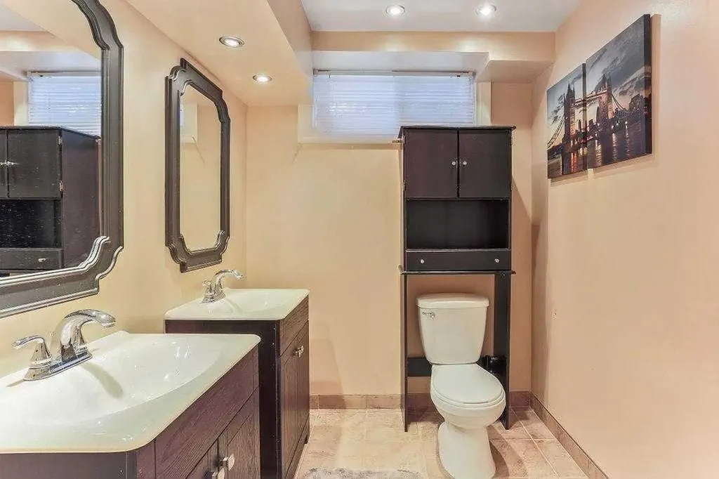 4604 Brisebois Drive NW Calgary AB T2L2G4