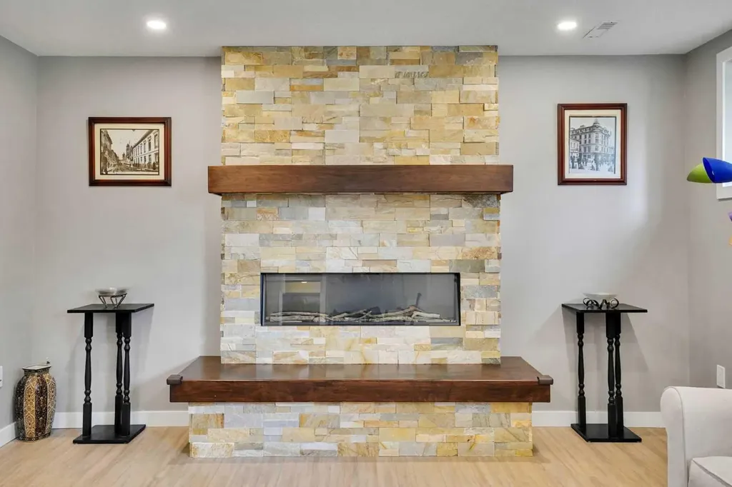 5212 Valiant Drive NW Calgary AB T3A 0Y7
