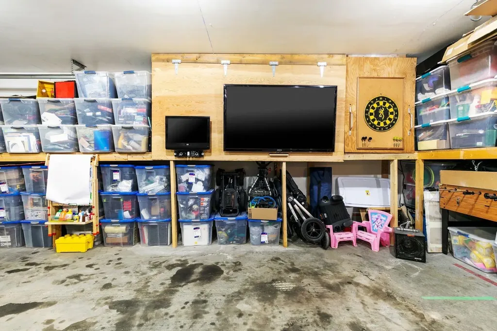 107 Sunbank Way SE Calgary AB T2X 2A5