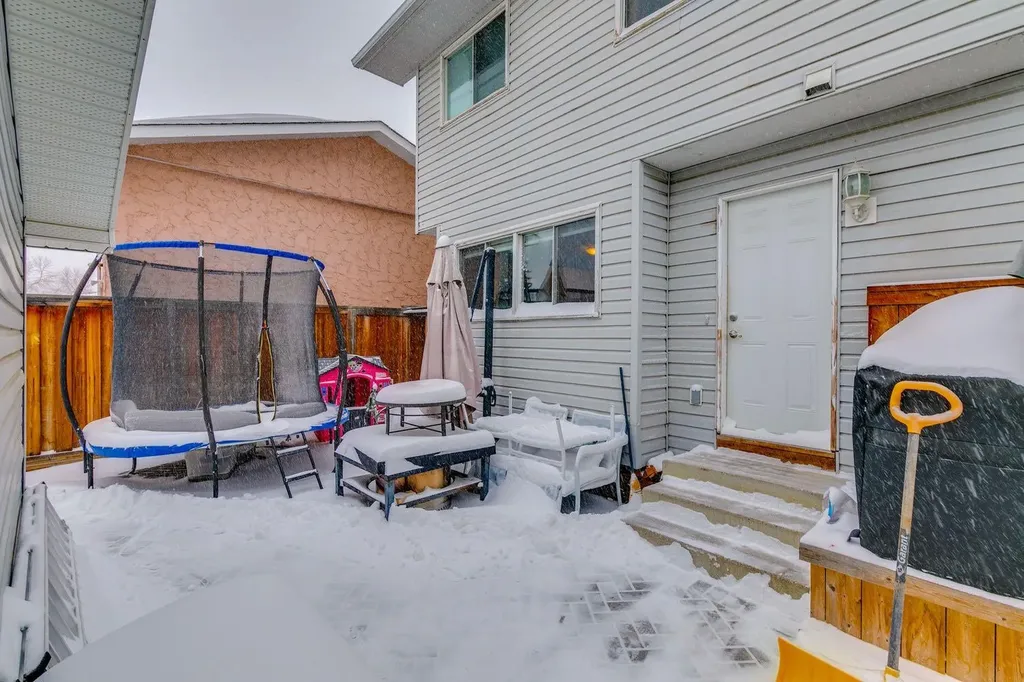 107 Sunbank Way SE Calgary AB T2X 2A5