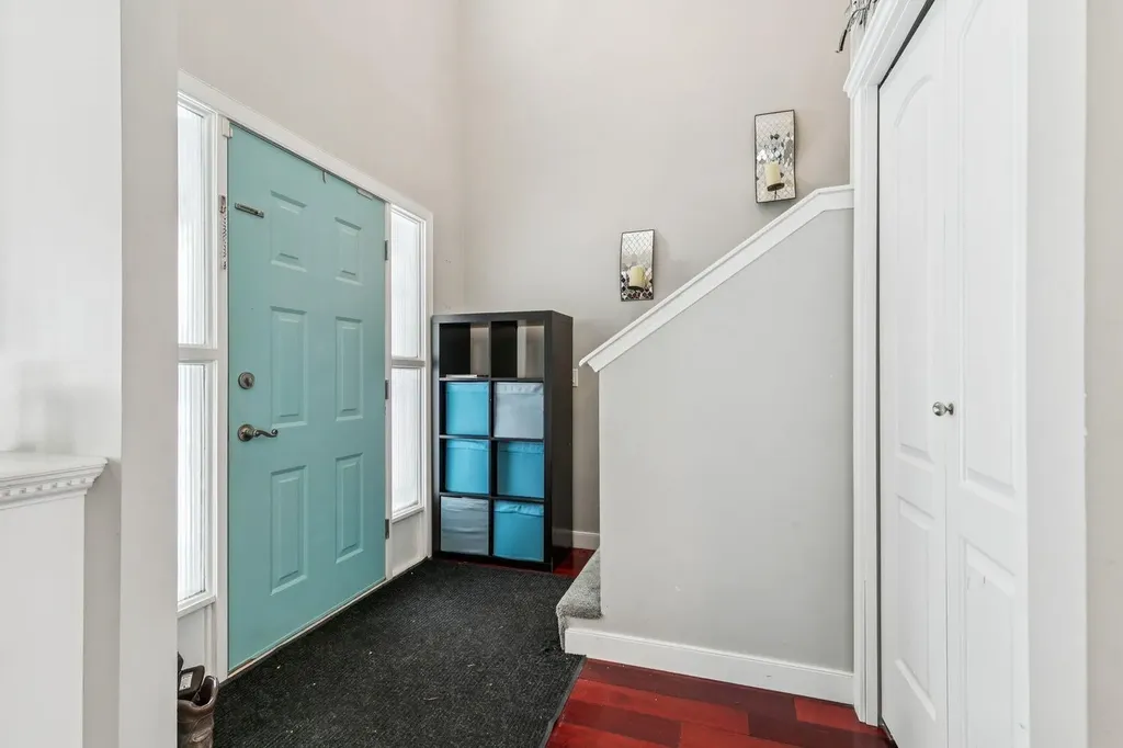 107 Sunbank Way SE Calgary AB T2X 2A5