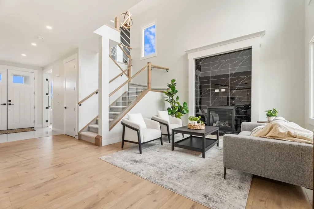 22 Cimarron Estates Okotoks AB T1S 0M9