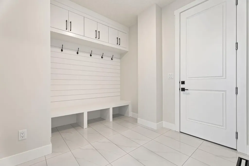 22 Cimarron Estates Okotoks AB T1S 0M9