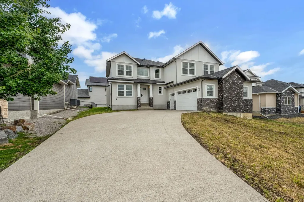 22 Cimarron Estates Okotoks AB T1S 0M9