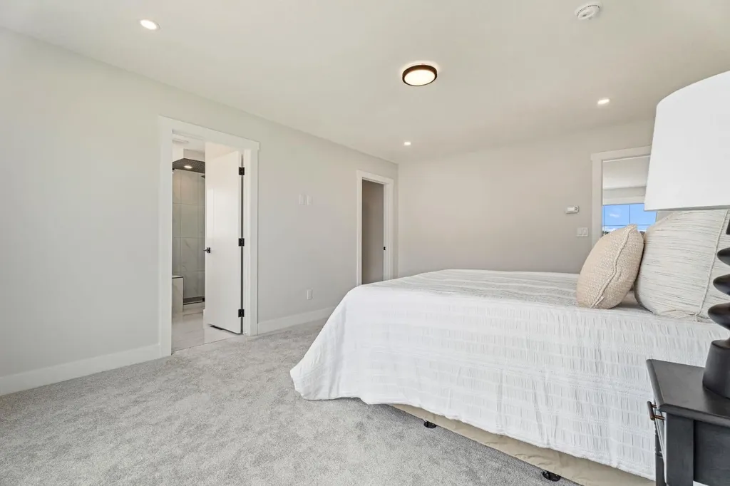 22 Cimarron Estates Okotoks AB T1S 0M9