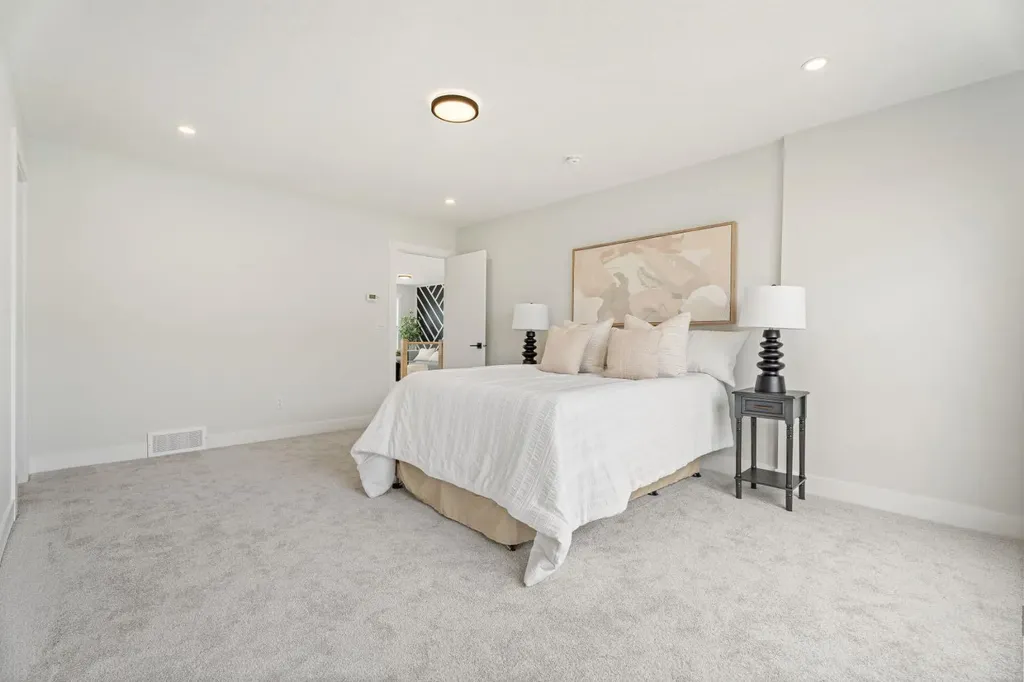 22 Cimarron Estates Okotoks AB T1S 0M9