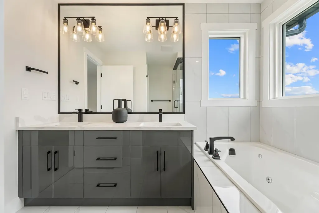 22 Cimarron Estates Okotoks AB T1S 0M9