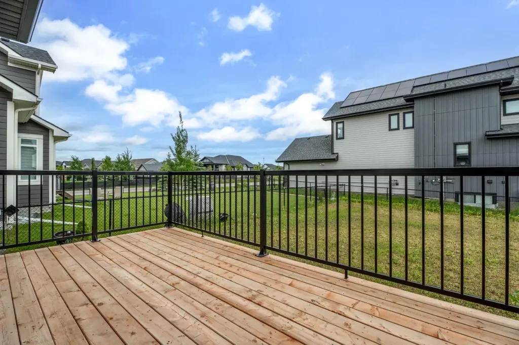 22 Cimarron Estates Okotoks AB T1S 0M9