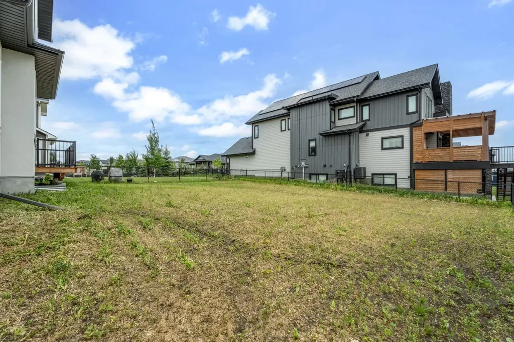 22 Cimarron Estates Okotoks AB T1S 0M9