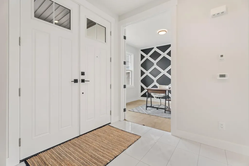 22 Cimarron Estates Gate Okotoks AB T1S 0M9