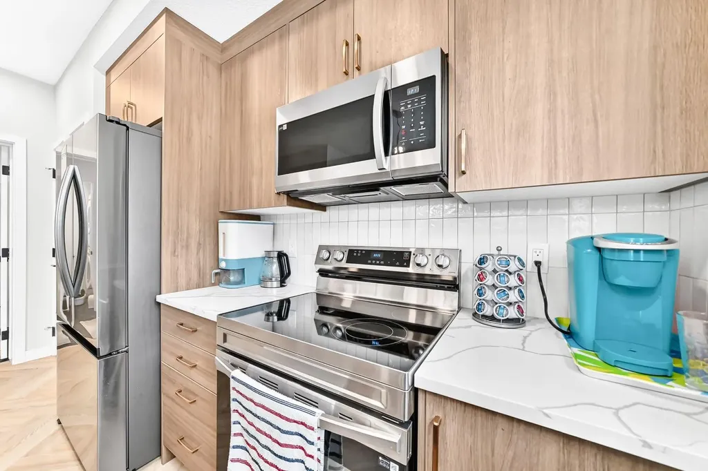 562 Seton Circle SE Calgary AB T3M3Y5