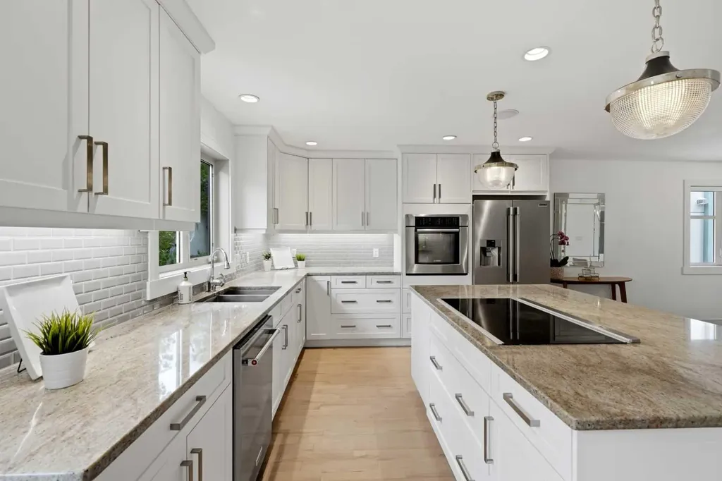 2040 31 Avenue SW Calgary AB T2T 1T2