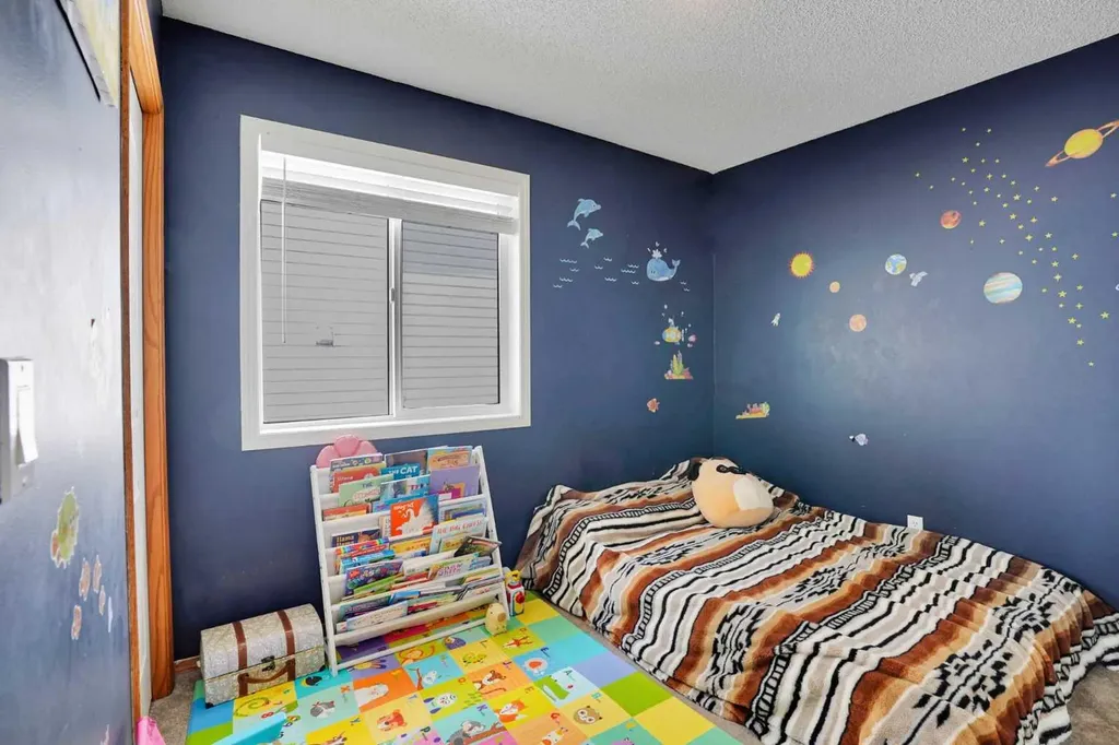 26 Hidden Ranch Road NW Calgary AB T3A 5S5