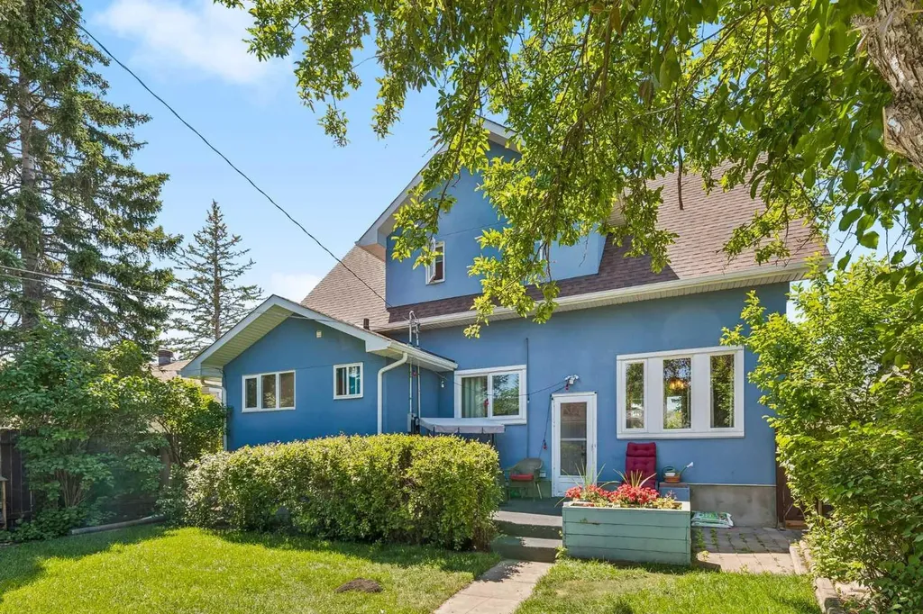 4936 Worcester Drive SW Calgary AB T3C3L6