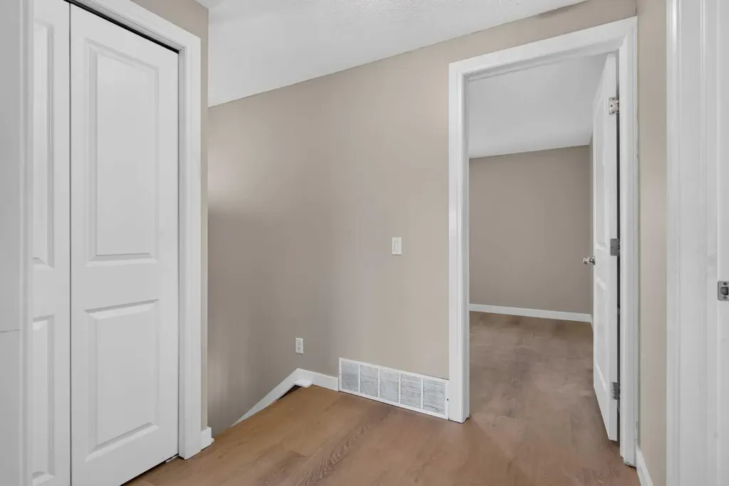 2515 62 Street NE Calgary AB T1Y 2M1