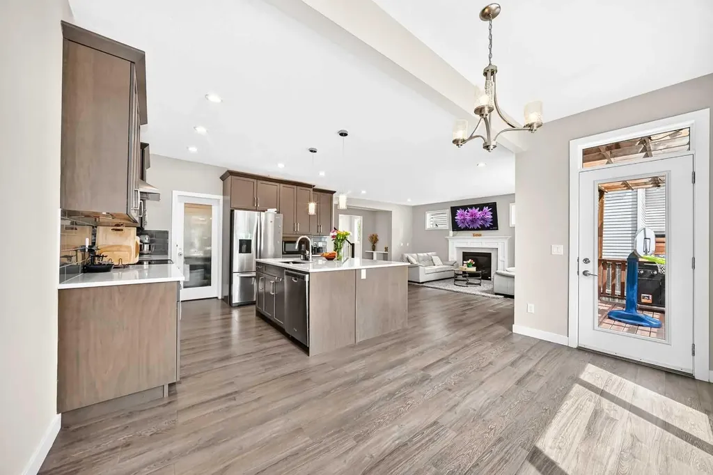 133 Baywater Way SW Airdrie AB T4B3V5