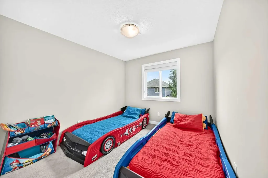 133 Baywater Way SW Airdrie AB T4B3V5