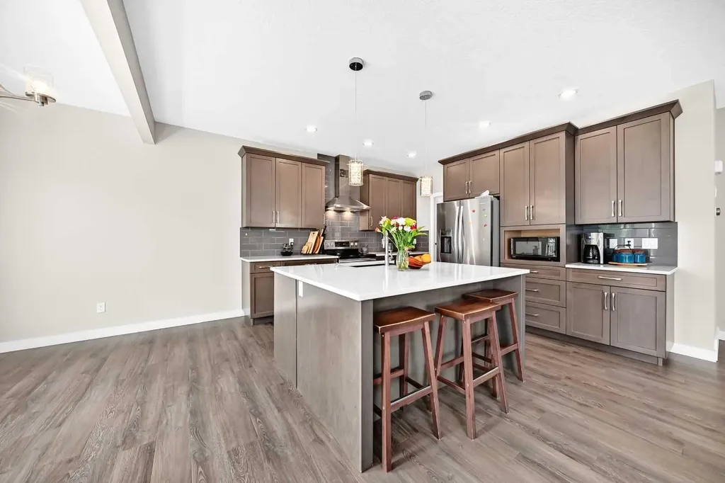 133 Baywater Way SW Airdrie AB T4B3V5