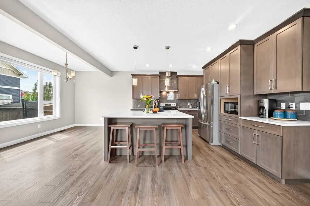 133 Baywater Way SW Airdrie AB T4B3V5