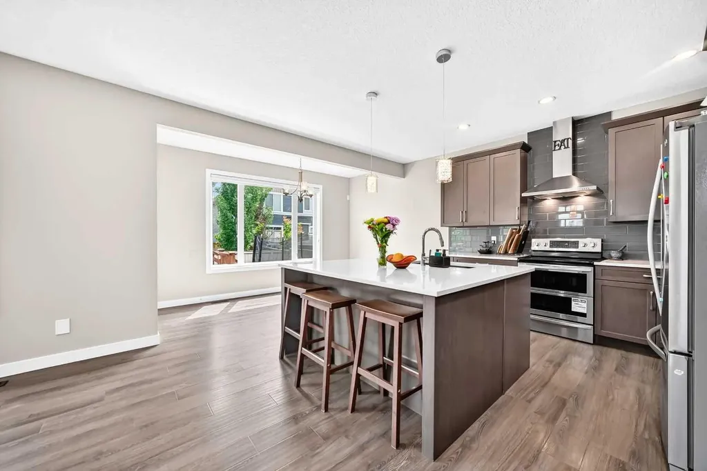 133 Baywater Way SW Airdrie AB T4B3V5