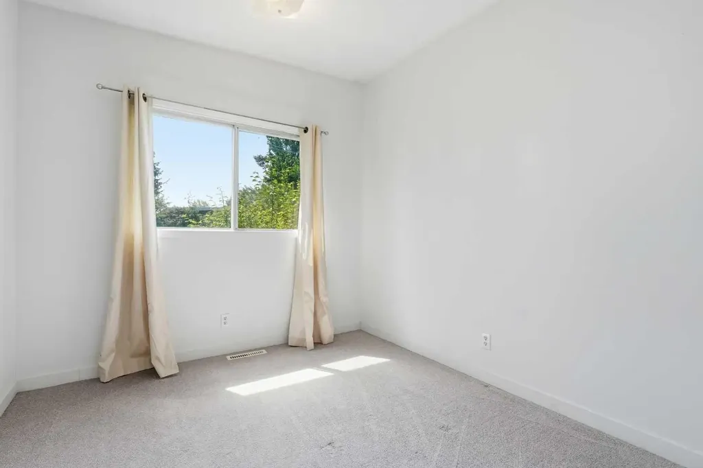 11759 Canfield Road SW Calgary AB T2W1J6