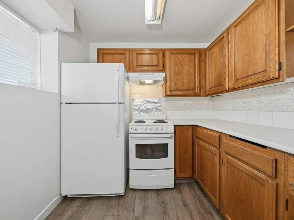 11759 Canfield Road SW Calgary AB T2W1J6