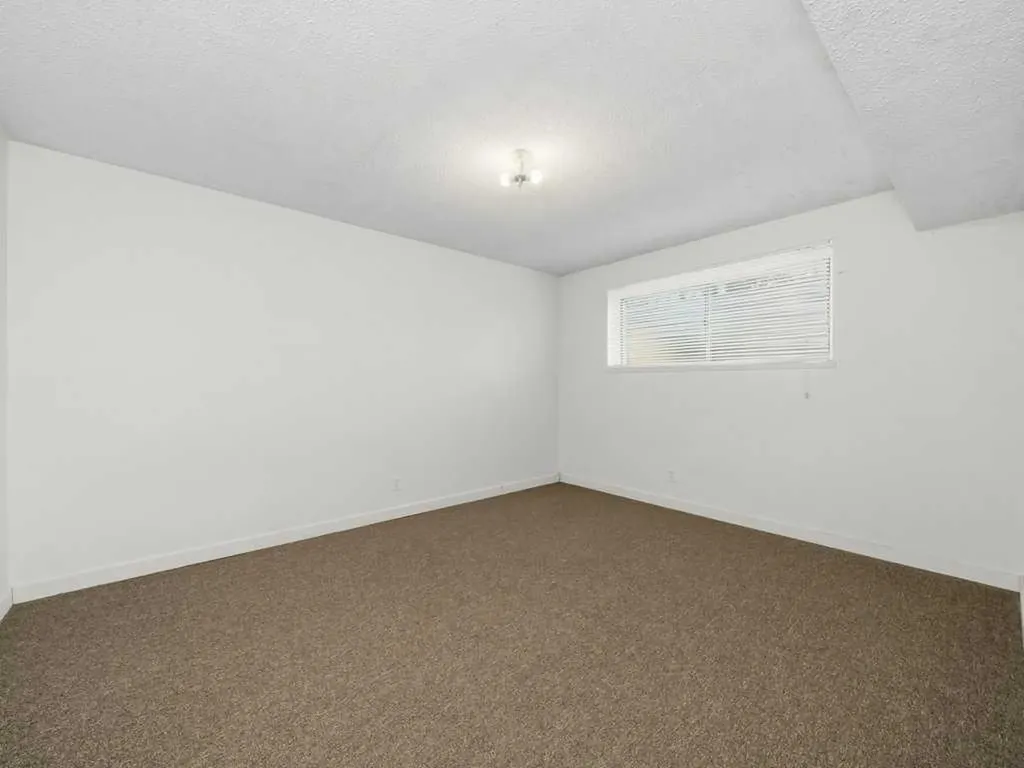 11759 Canfield Road SW Calgary AB T2W1J6