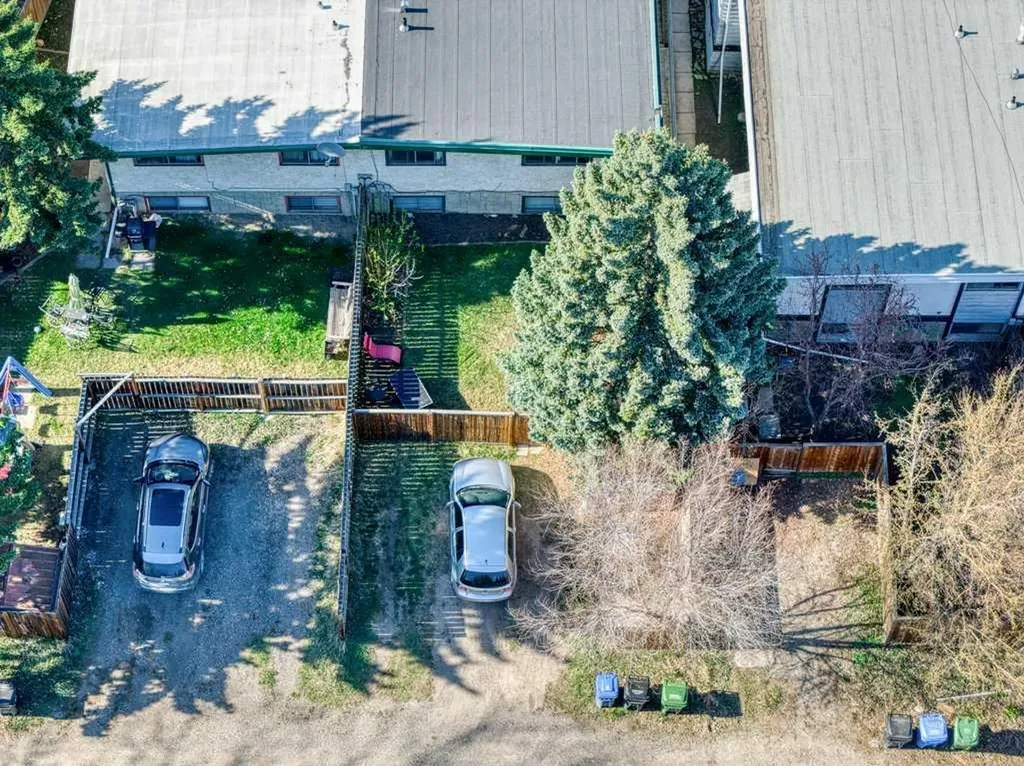 11759 Canfield Road SW Calgary AB T2W1J6