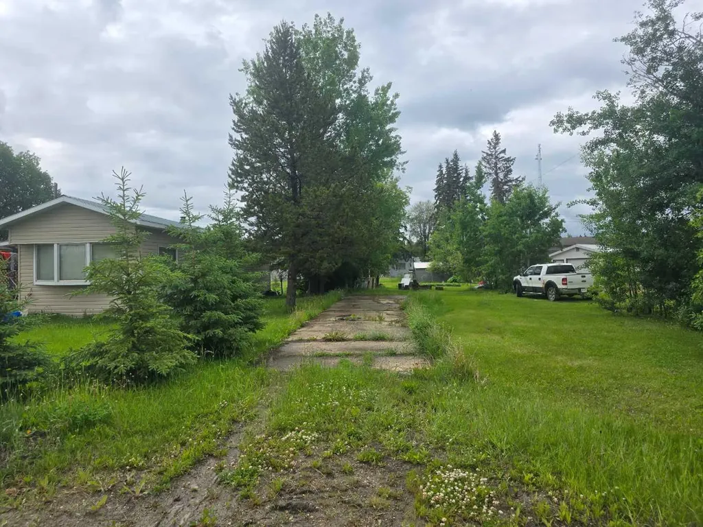 72133 Range Road 11 Debolt AB T0H 1B0