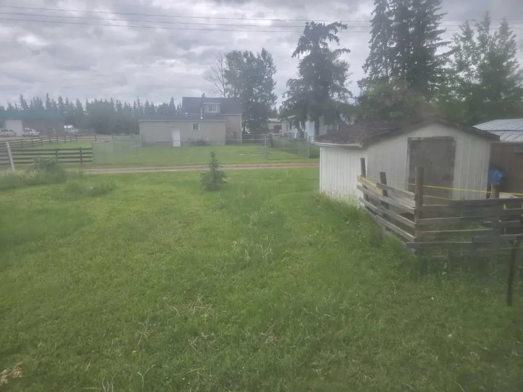 72133 Range Road 11 Debolt AB T0H 1B0