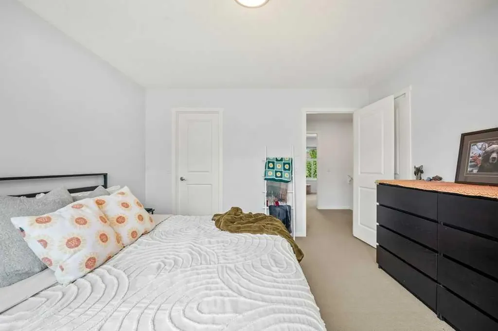150 Chapalina Square SE Calgary AB T2X 0L7
