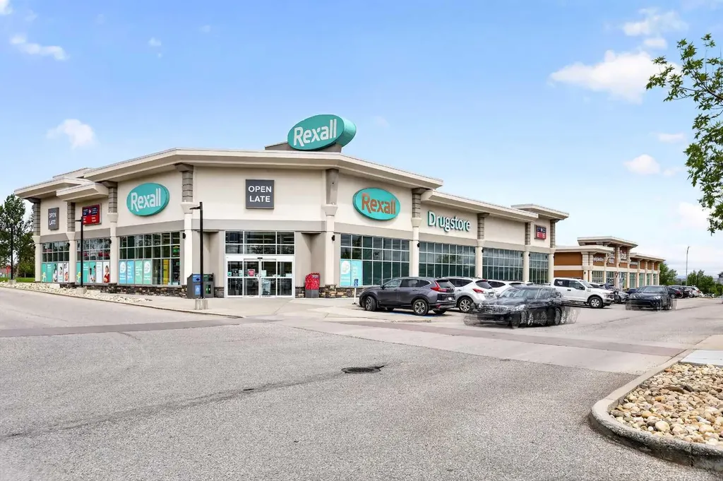 7 Harvest Gold Manor NE Calgary AB T3K 4Y3
